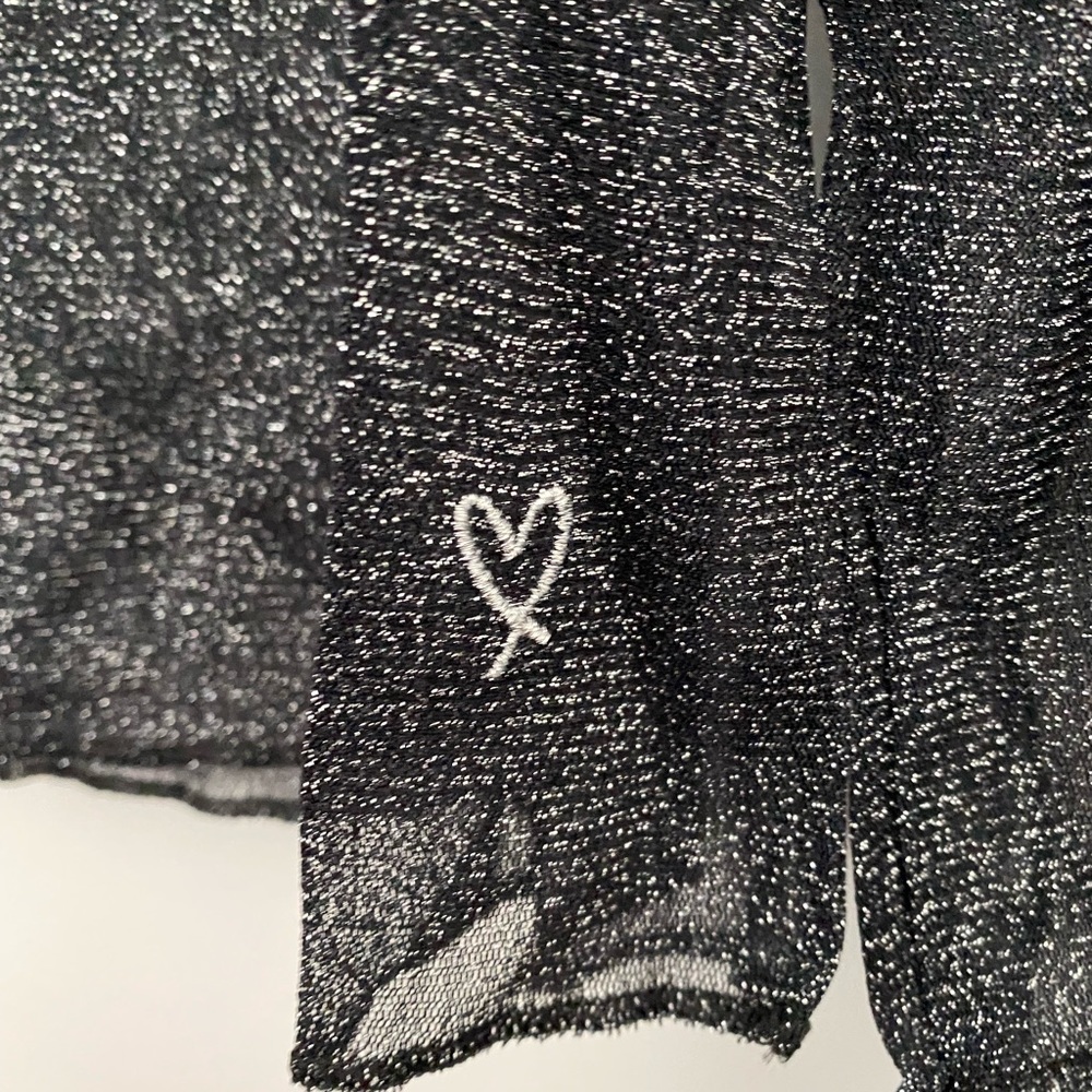 Victoria's Secret New Black & Silver Transperant Stretchy Shimmer Top XS/S - Picture 7 of 9